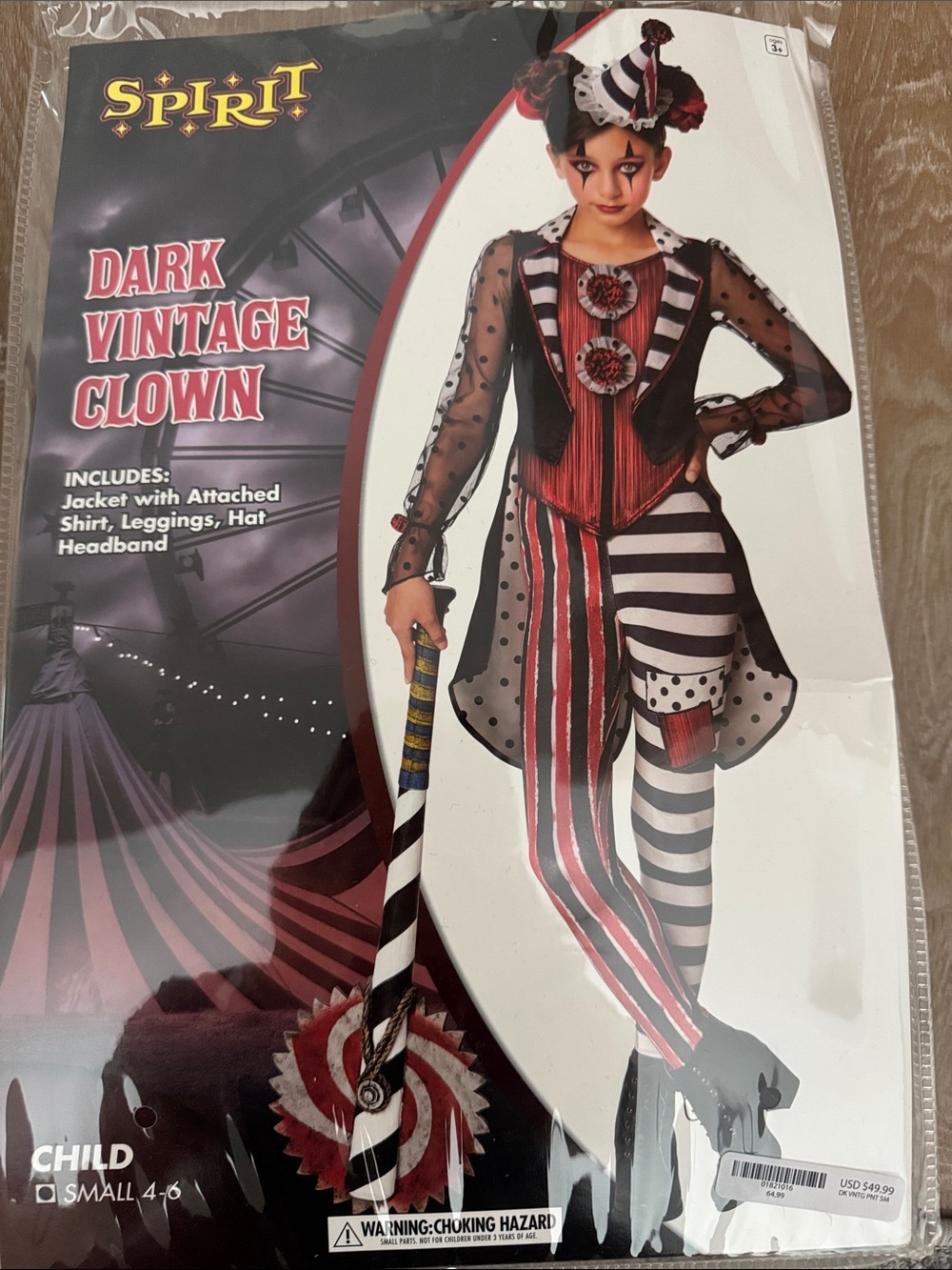Like new: Spirit Dark Vintage Clown Costume - Red, Black, White